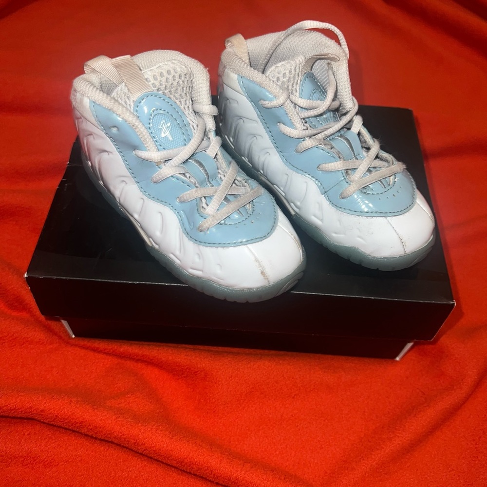 Toddler 8c Nike Foam Posite Sneakers